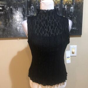 NWT DKNY Mock Turtleneck Top with Sparkle Paw Print Detailing & Scalloped Hem-M